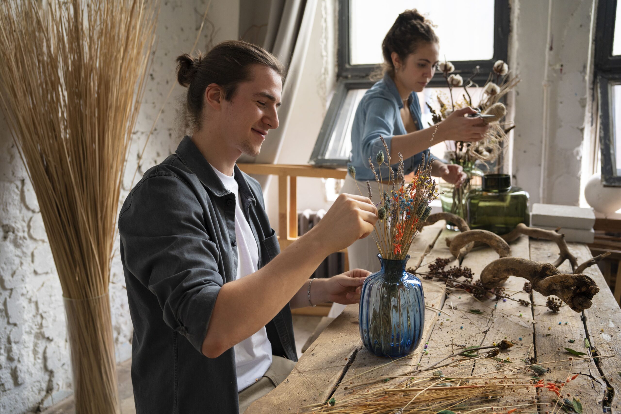 Team building créatif : Découvrez comment le team building créatif libère la coopération, l’écoute et l’innovation au sein de vos équipes. Magma conçoit des expériences collectives à impact.